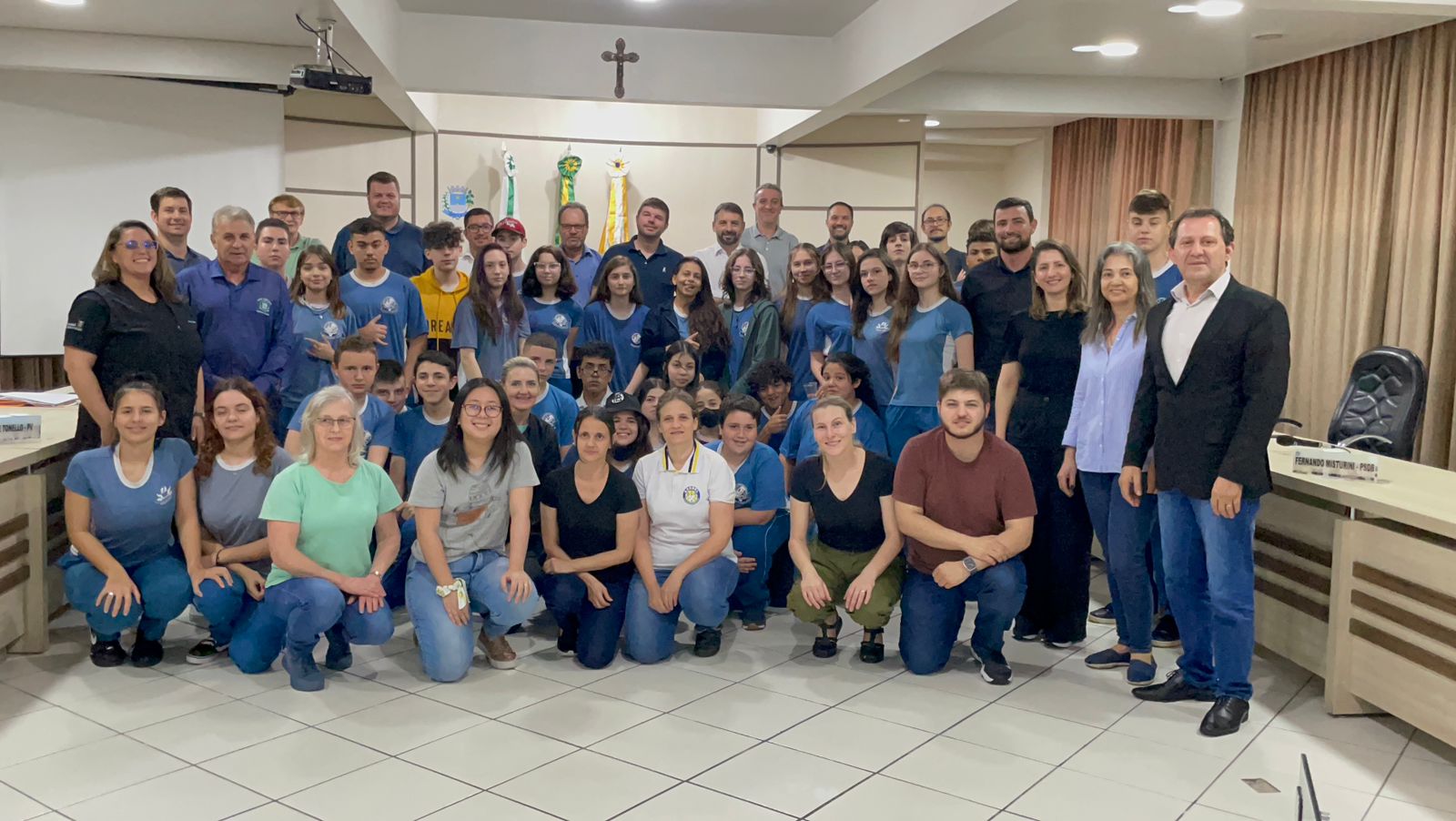CÂMARA CRIA CAMPANHA DE CONSCIENTIZAÇÃO E PROMOÇÃO DOS DIREITOS DOS SURDOS