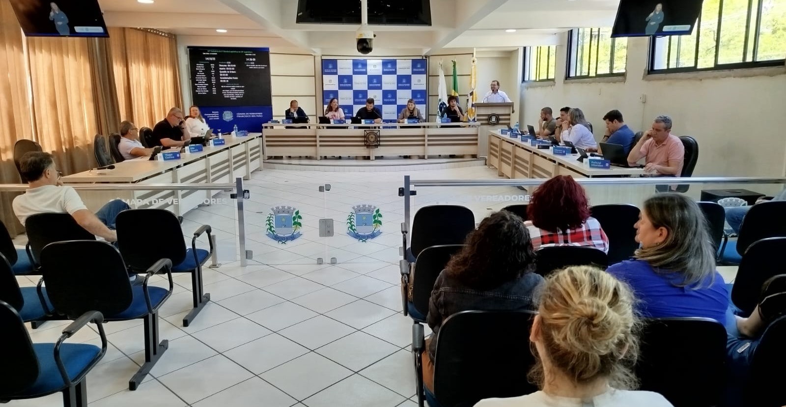 Câmara derruba Veto e mantém Fundo das Calçadas 