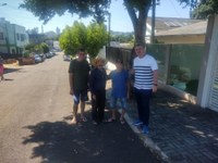 FERNANDO VISITA BAIRRO CRISTO REI E CONVERSA COM MORADORES