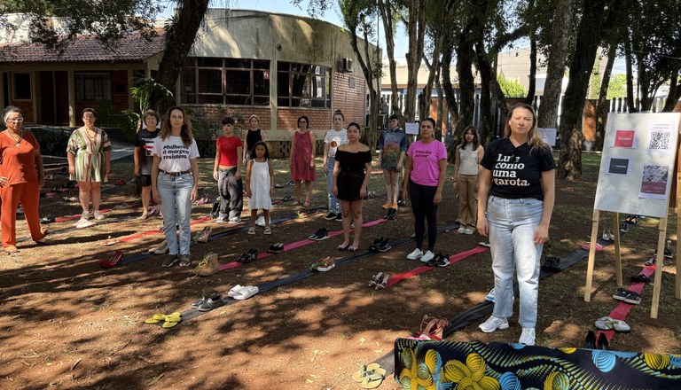 Intervenção artística aborda o feminicídio 