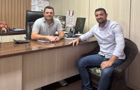 JEAN EMILIANO CONVERSA COM EMPRESÁRIOS DO MUNICÍPIO