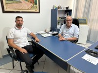 JEAN SE REÚNE COM SECRETÁRIO BONETTI PARA DISCUTIR DEMANDAS