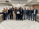 LEGISLATIVO HOMENAGEIA PROFESSORA PIONEIRA DE FRANCISCO BELTRÃO LEGISLATIVO HOMENAGEIA PROFESSORA PIONEIRA DE FRANCISCO BELTRÃO
