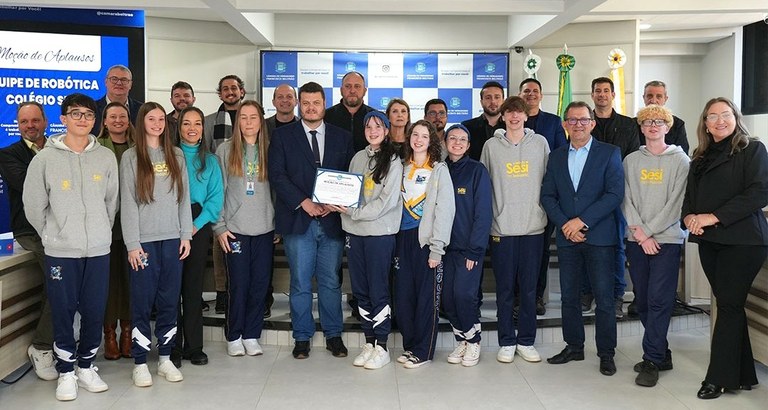 Moção de Aplausos para a Robótica do Colégio SESI 