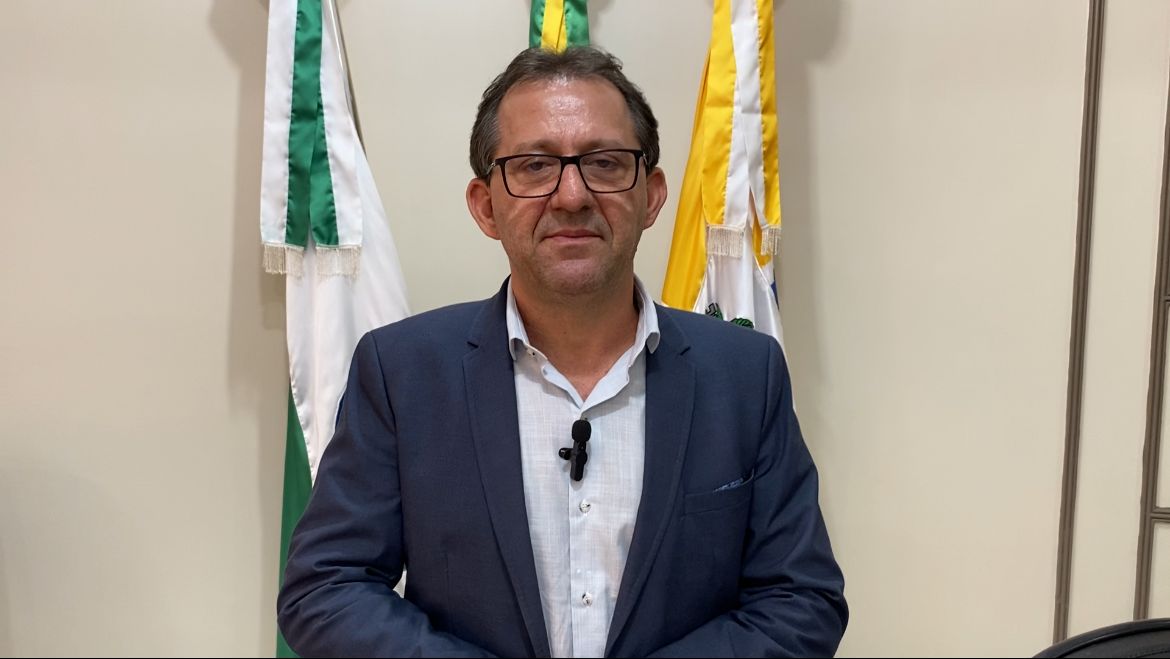SILMAR APRESENTA REQUERIMENTO PARA CALÇAMENTO NA LINHA GAÚCHA