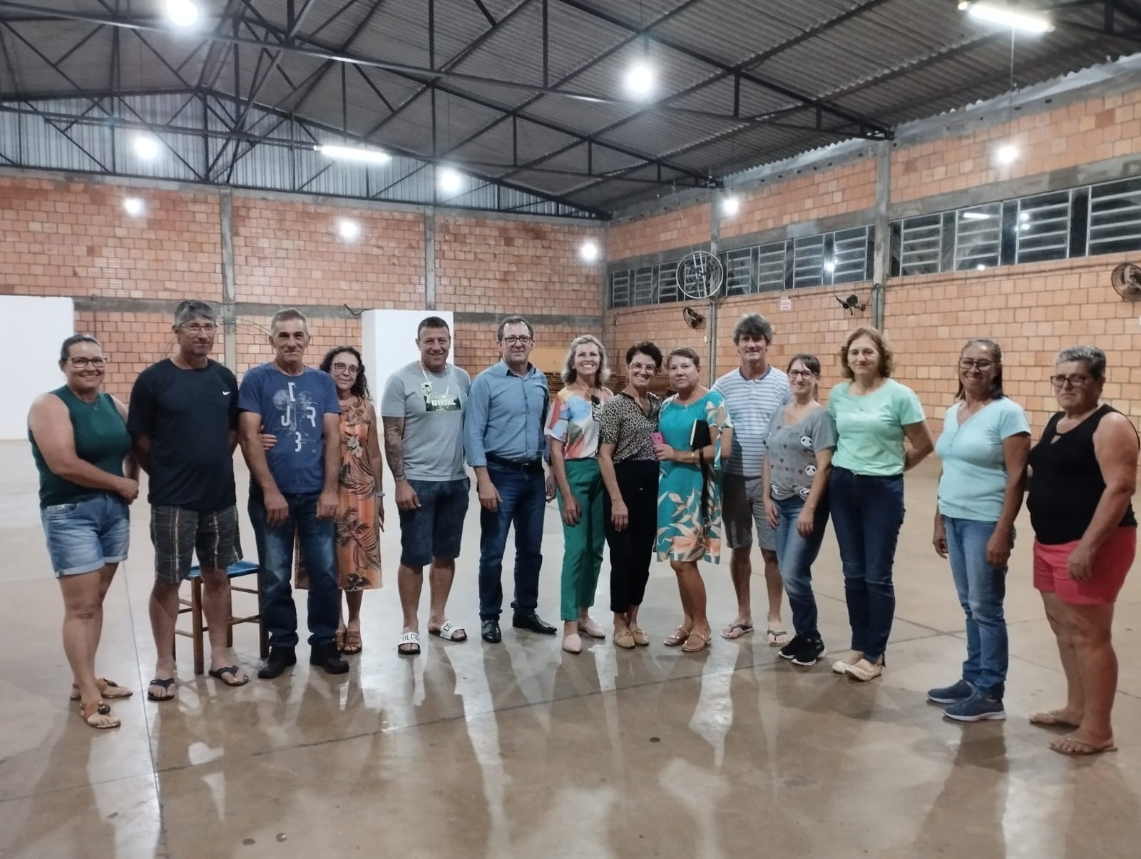 SILMAR GALLINA PARTICIPA DE REUNIÃO COM MORADORES DE NOVA CONCÓRDIA
