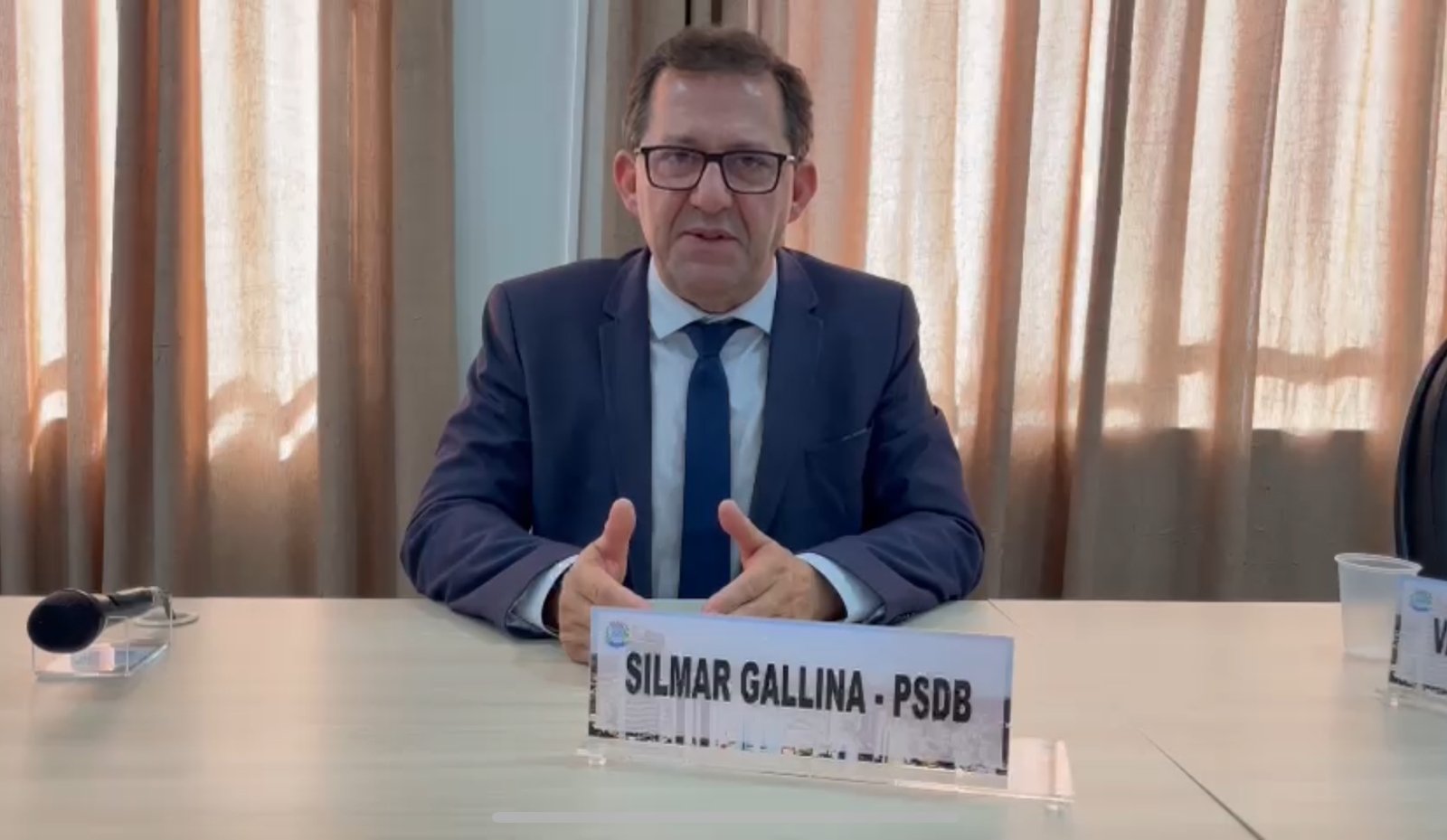 SILMAR GALLINA PEDE RECADASTRAMENTO DOS FEIRANTES DE BELTRÃO