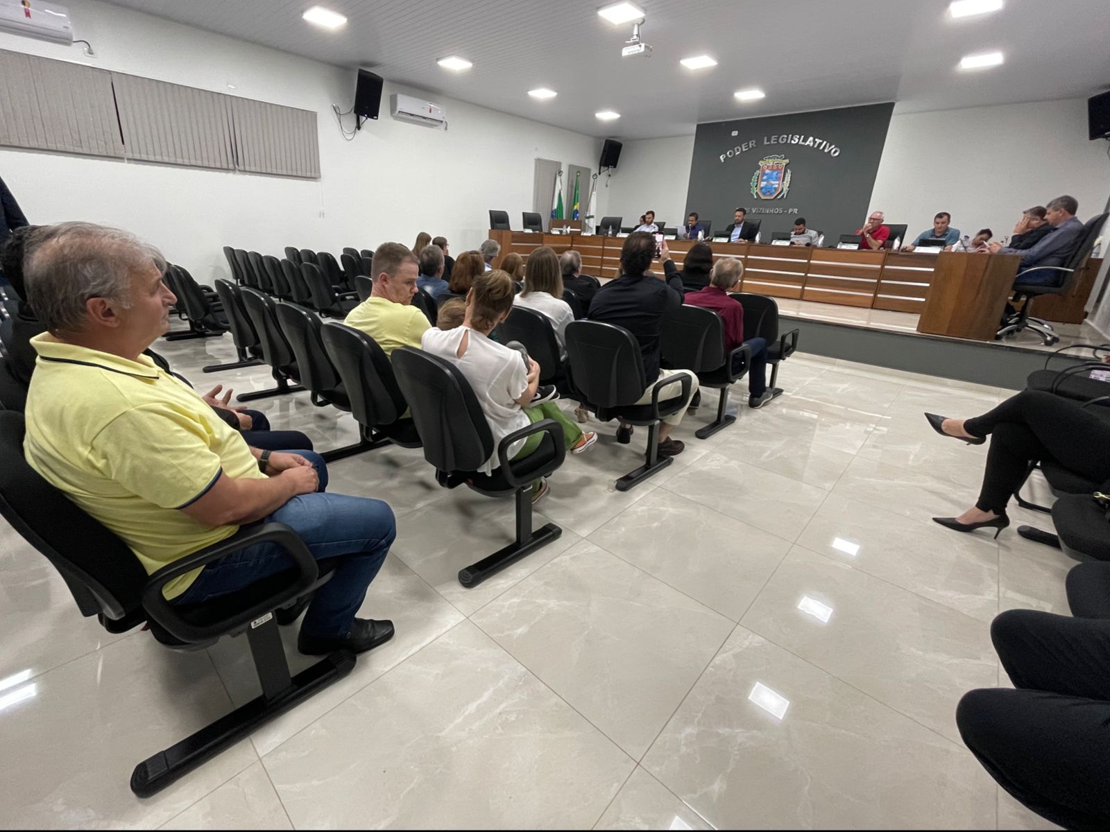TUPY PROLO VISITA LEGISLATIVO DE DOIS VIZINHOS