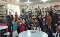 VEREADOR SILMAR GALLINA VISITA ESCOLA NO NOVO MUNDO