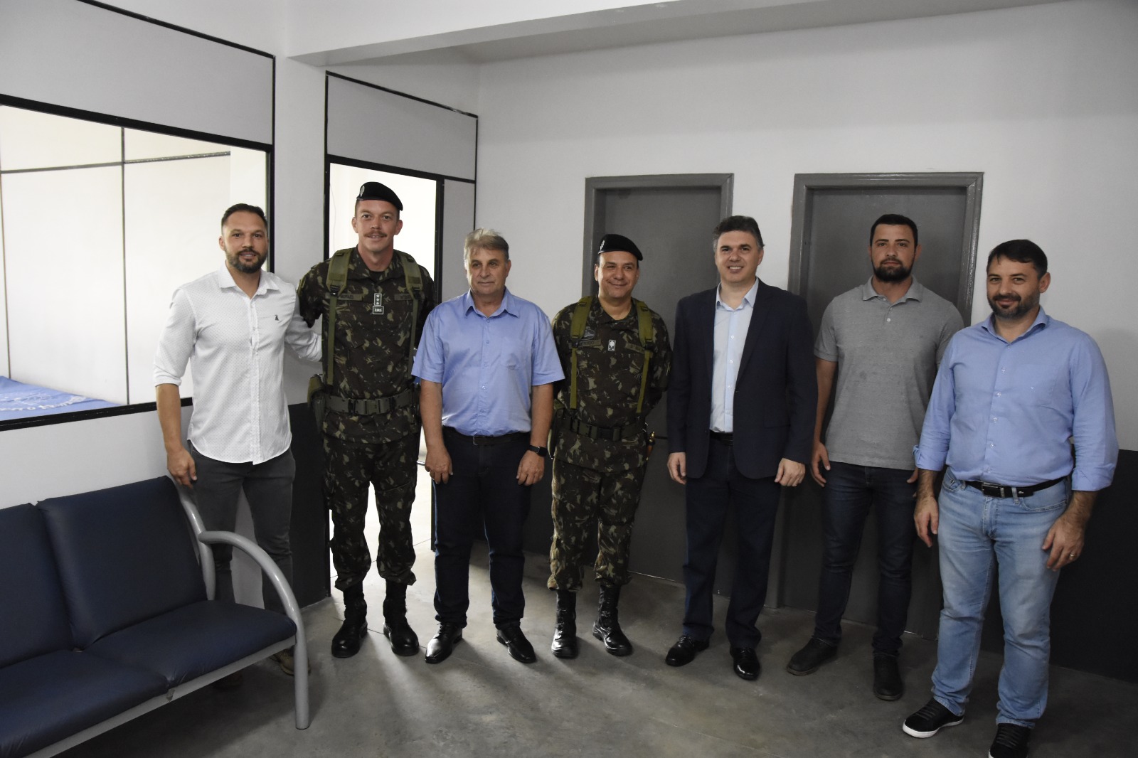 VEREADORES PARTICIPAM DO ANIVERSÁRIO DO 16º  ESQUADRÃO DE CAVALARIA MECANIZADO